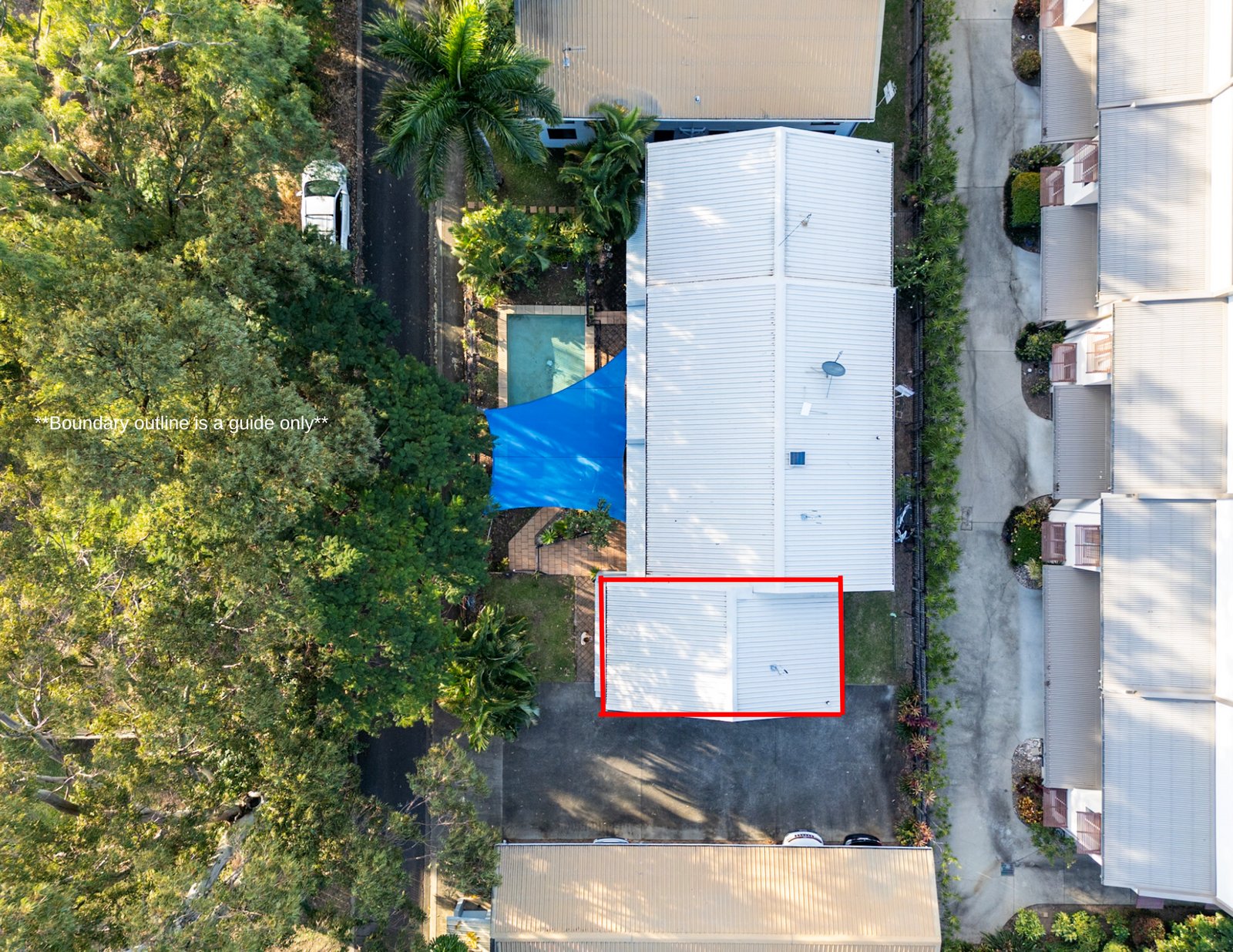 6/4 Salmon Street CANNONVALE 20