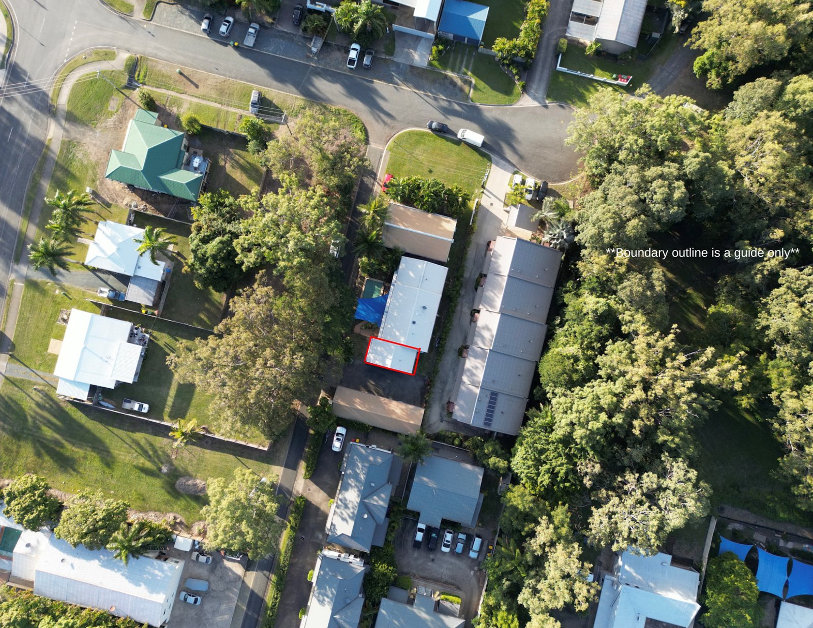 6/4 Salmon Street CANNONVALE 21