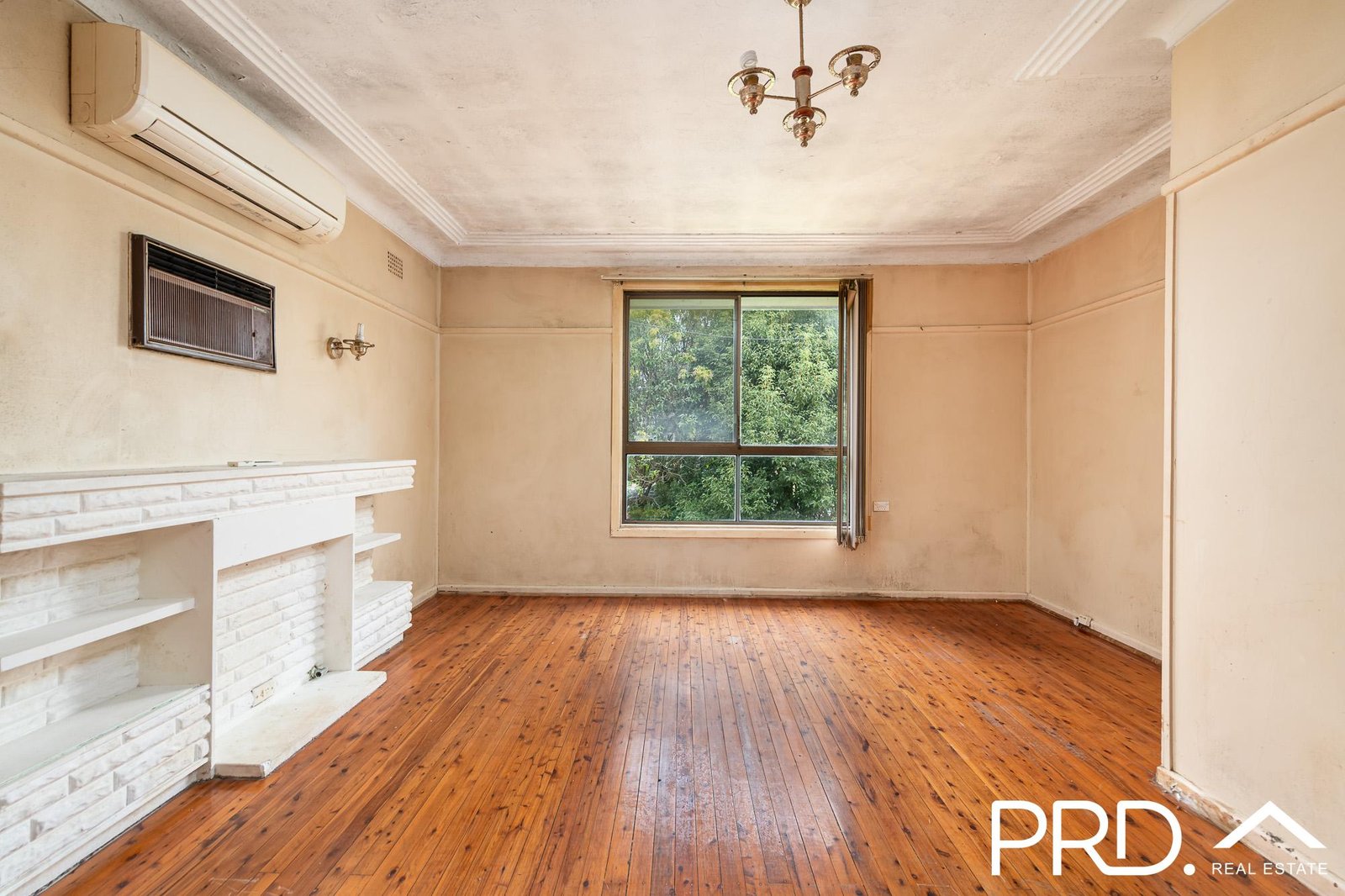 64 Sphinx Avenue REVESBY 3