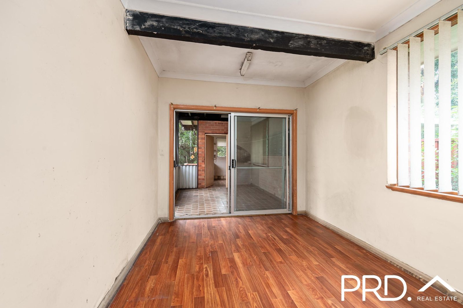 64 Sphinx Avenue REVESBY 7