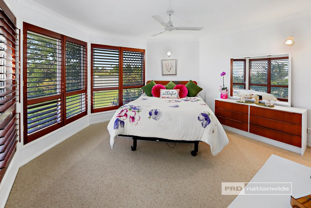 64 Straits Outlook CRAIGNISH 11