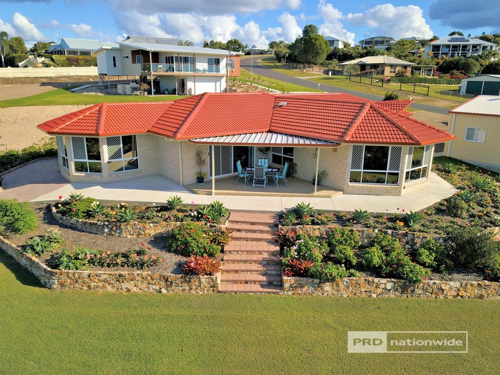 64 Straits Outlook CRAIGNISH 18