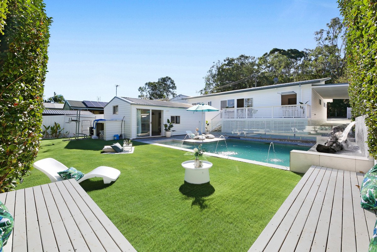 64 Tabilban Street Burleigh Heads 5