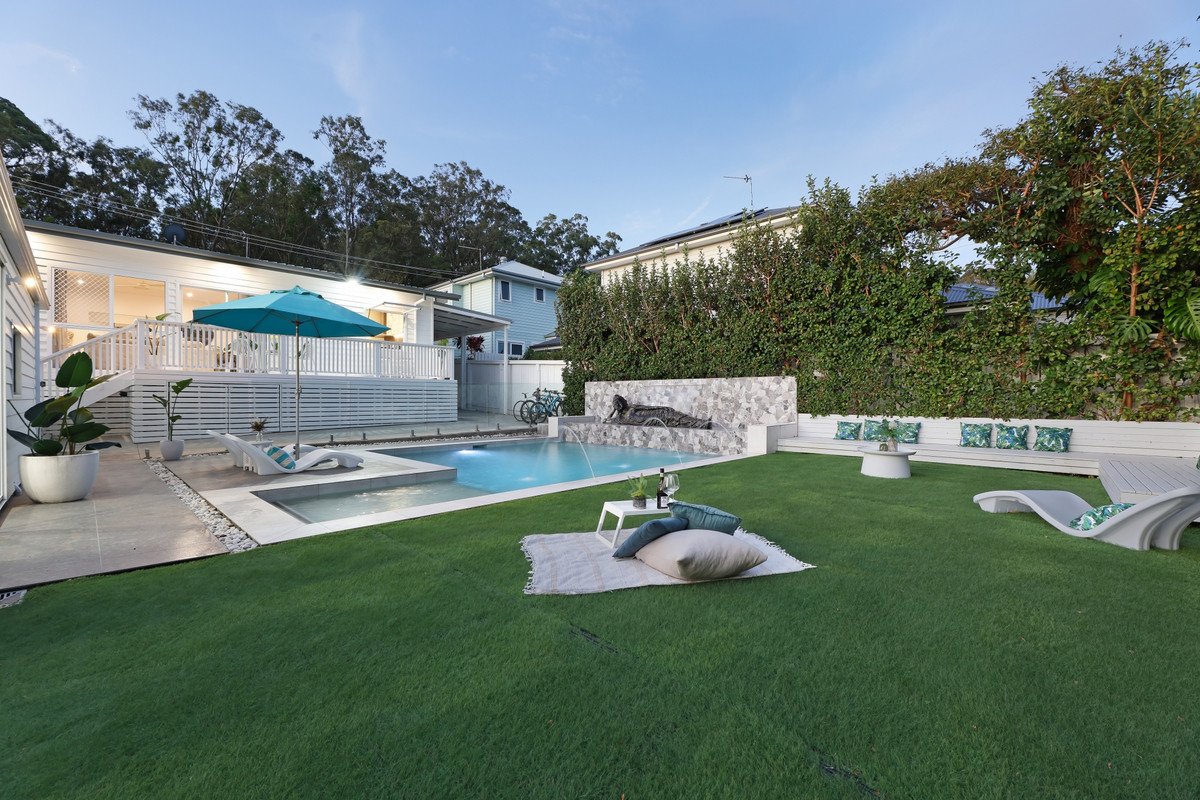 64 Tabilban Street Burleigh Heads 11