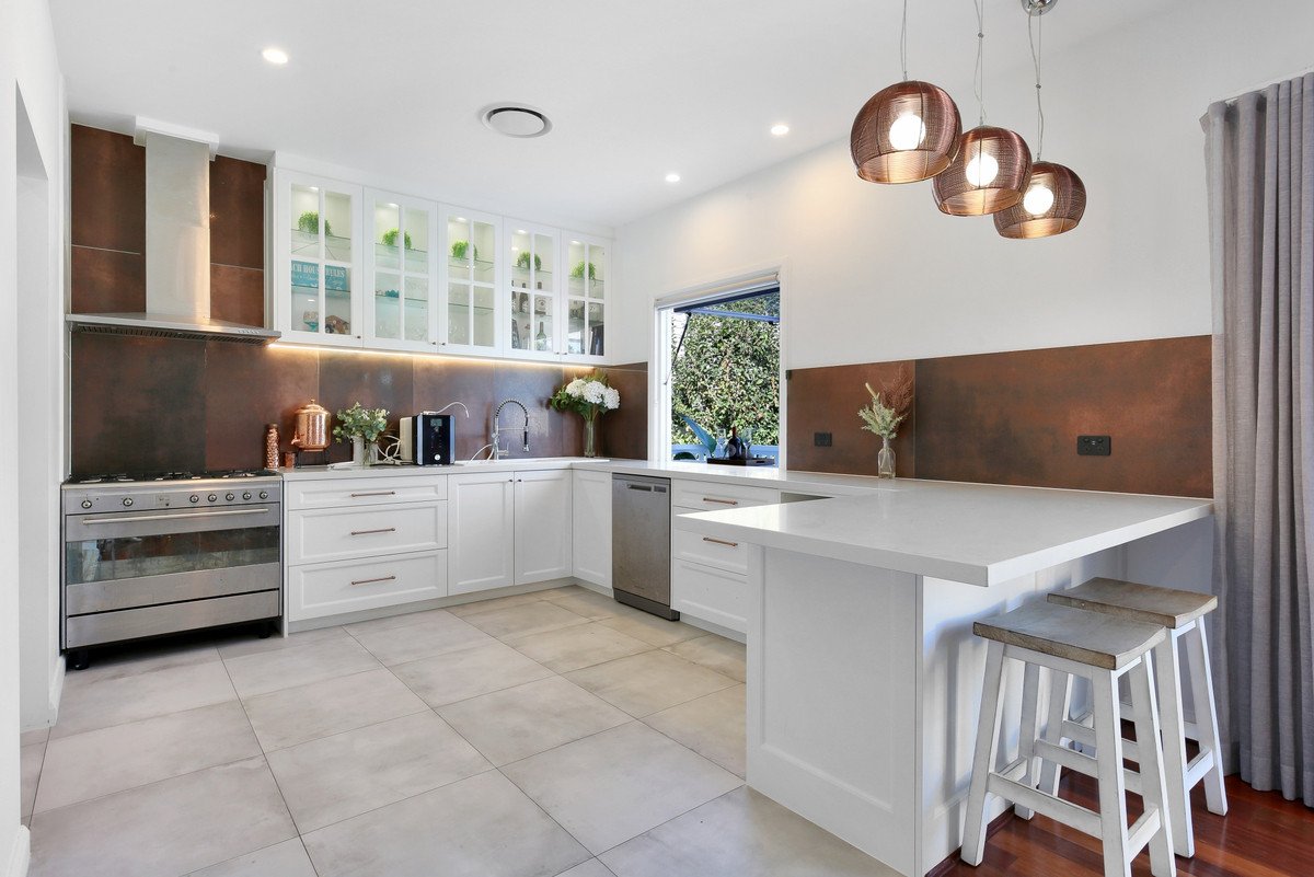 64 Tabilban Street Burleigh Heads 7