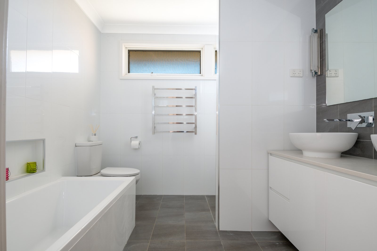 64 Tait Avenue KANAHOOKA 6