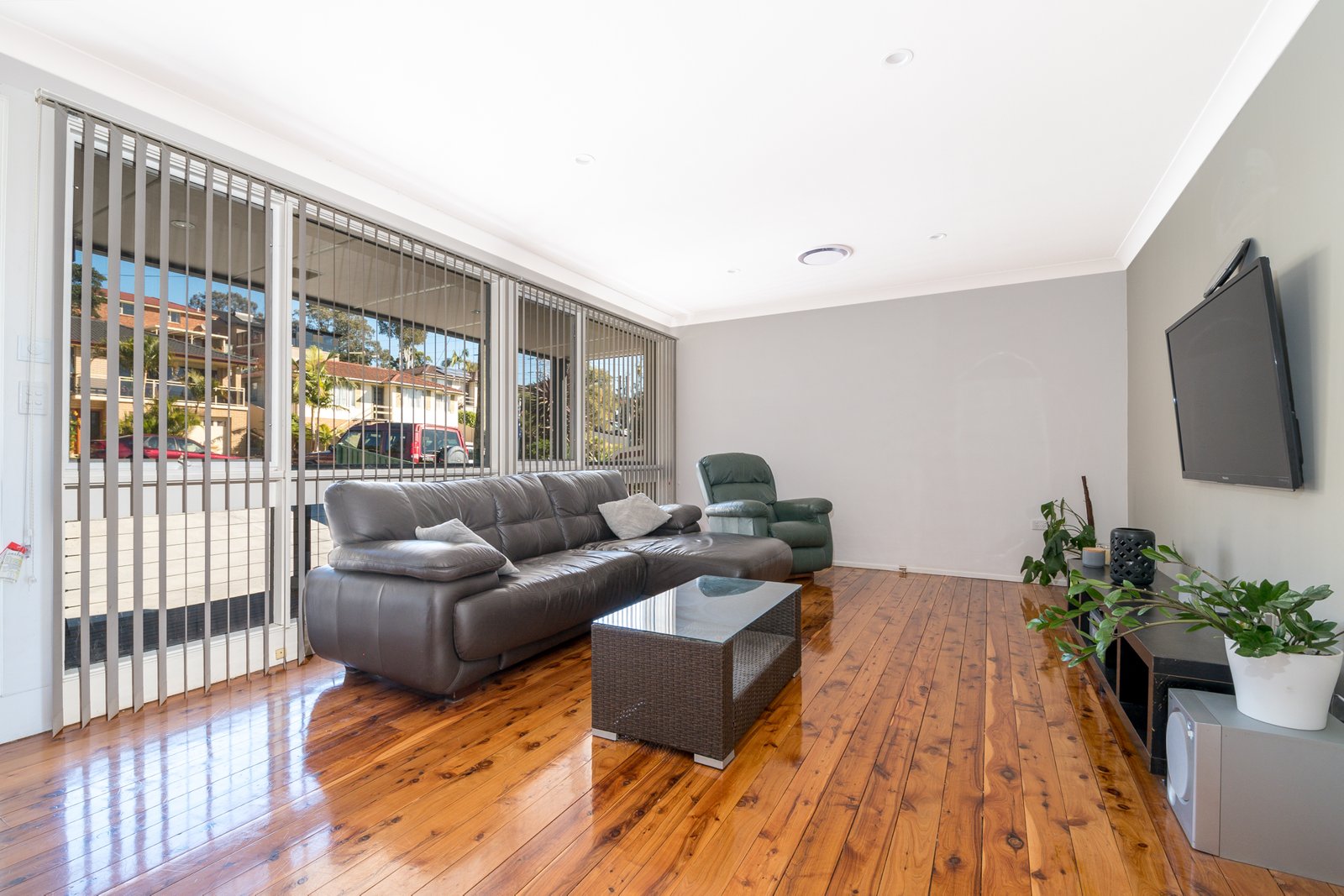 64 Tait Avenue KANAHOOKA 3