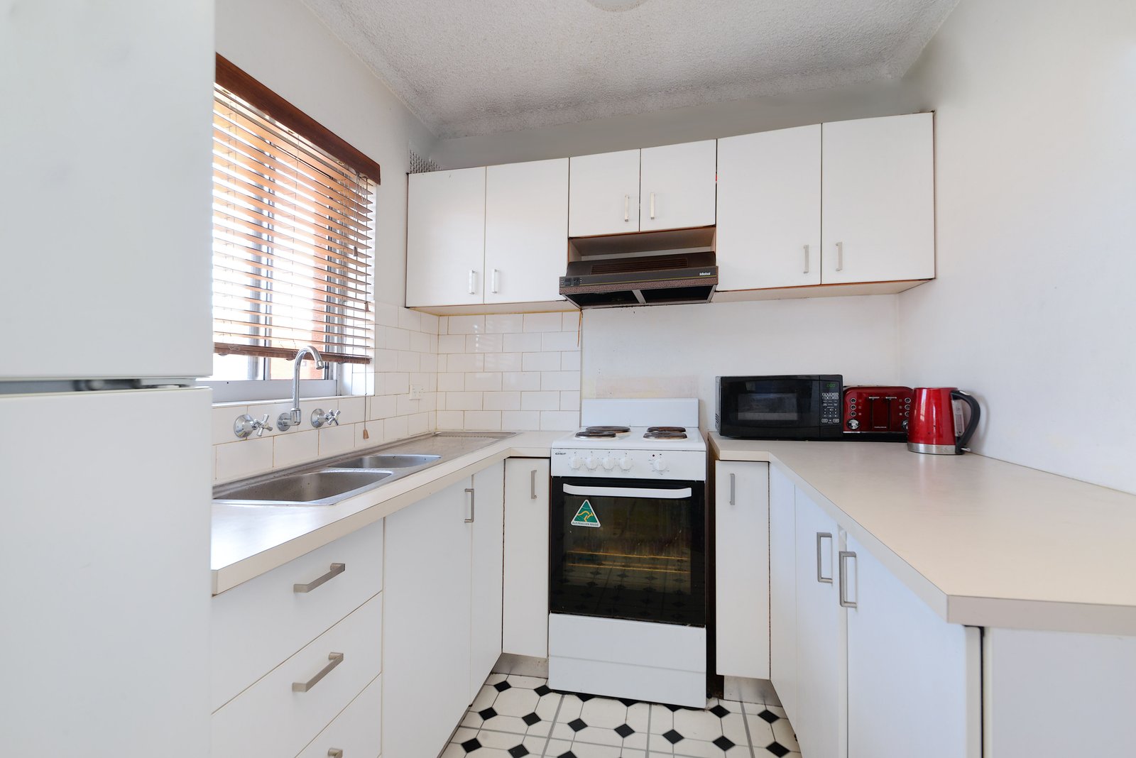 6/4 Templeman Crescent HILLSDALE 3