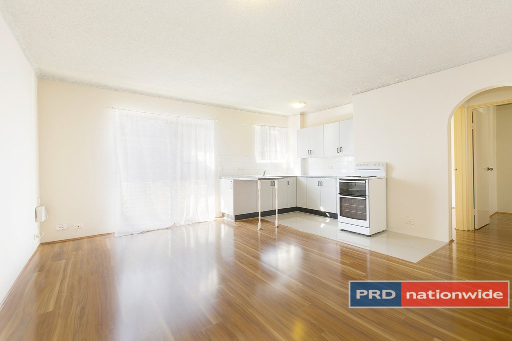 6/4 The Crescent PENRITH 2