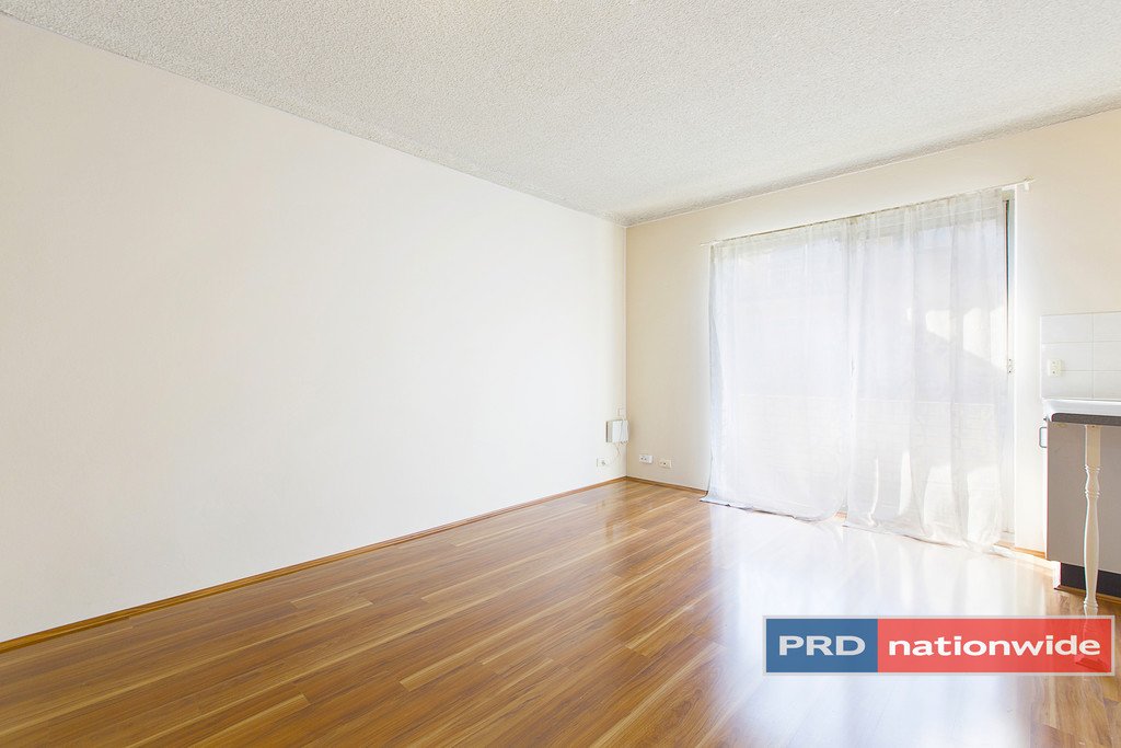 6/4 The Crescent PENRITH 6