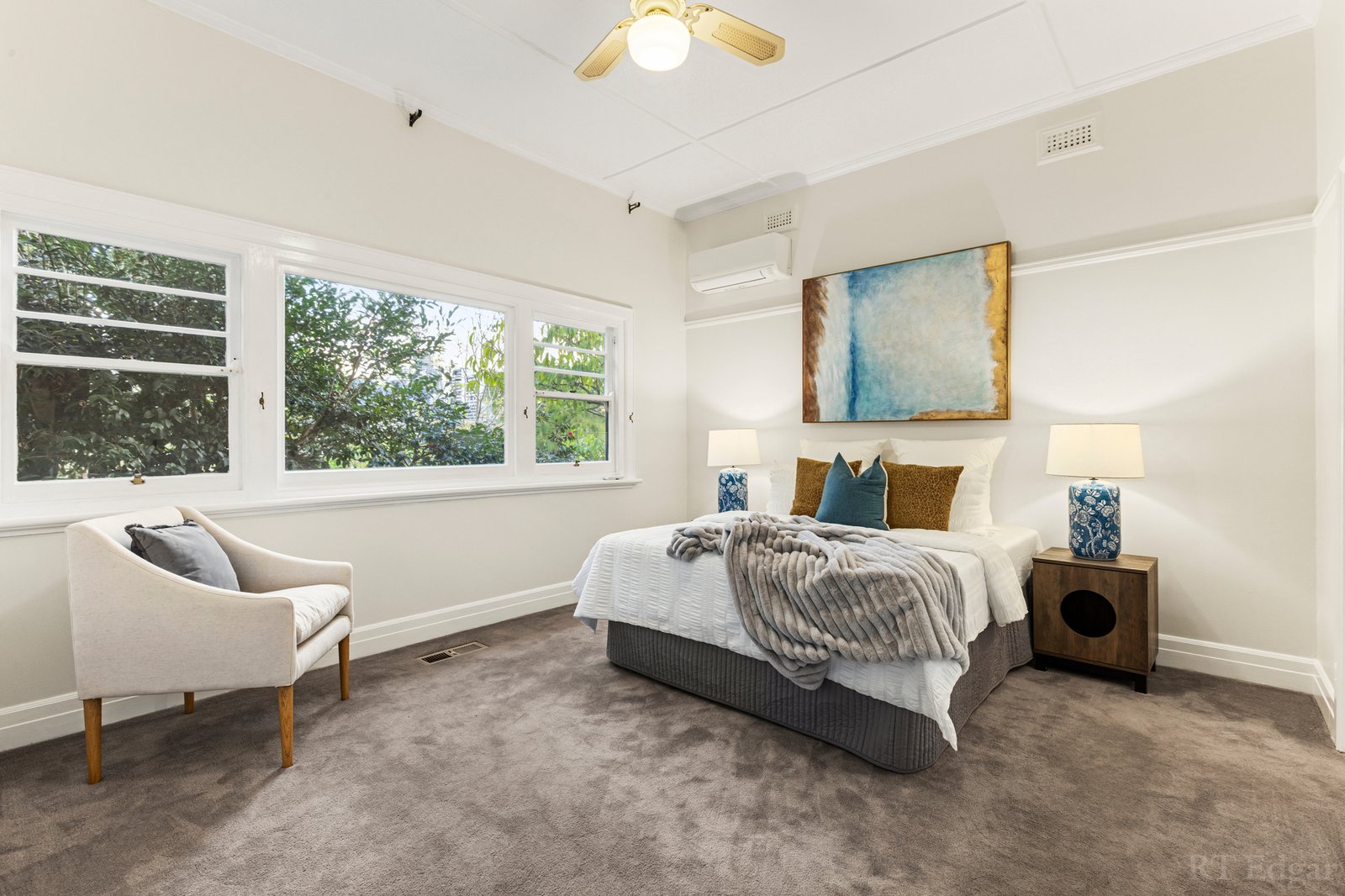 Real Estate and Property in 64 Tyne Street, Box Hill North, VIC