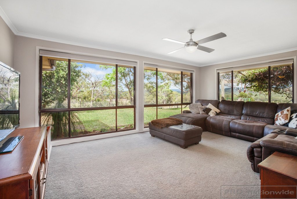 64 Valley Crest Rd  COORANBONG 11