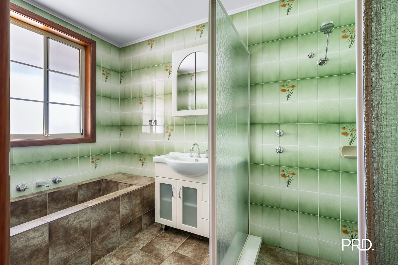 64 Winbourne Road HAZELBROOK 11