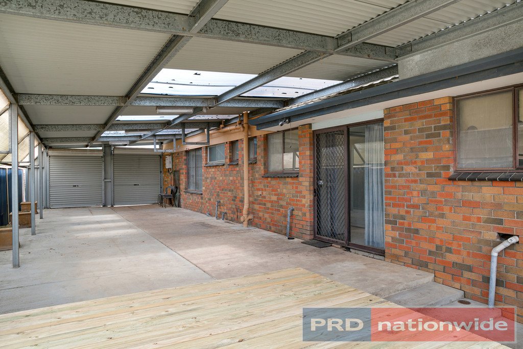 64 Yarrowee Street SEBASTOPOL 7