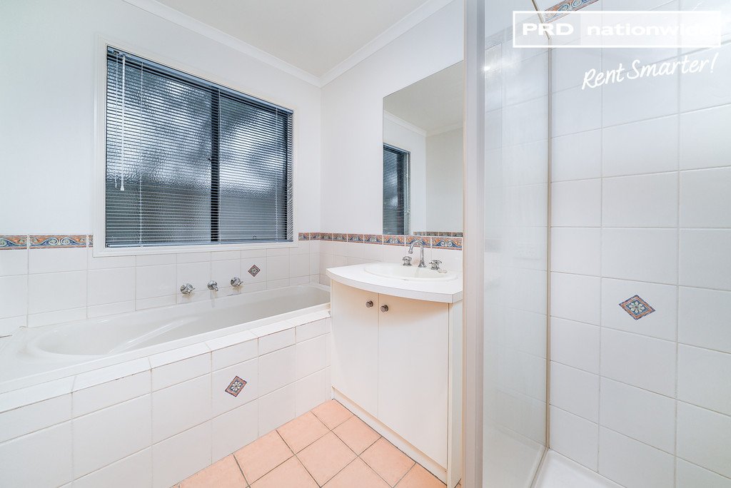 64 Yentoo Drive GLENFIELD PARK 8