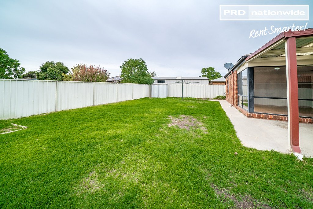 64 Yentoo Drive GLENFIELD PARK 13