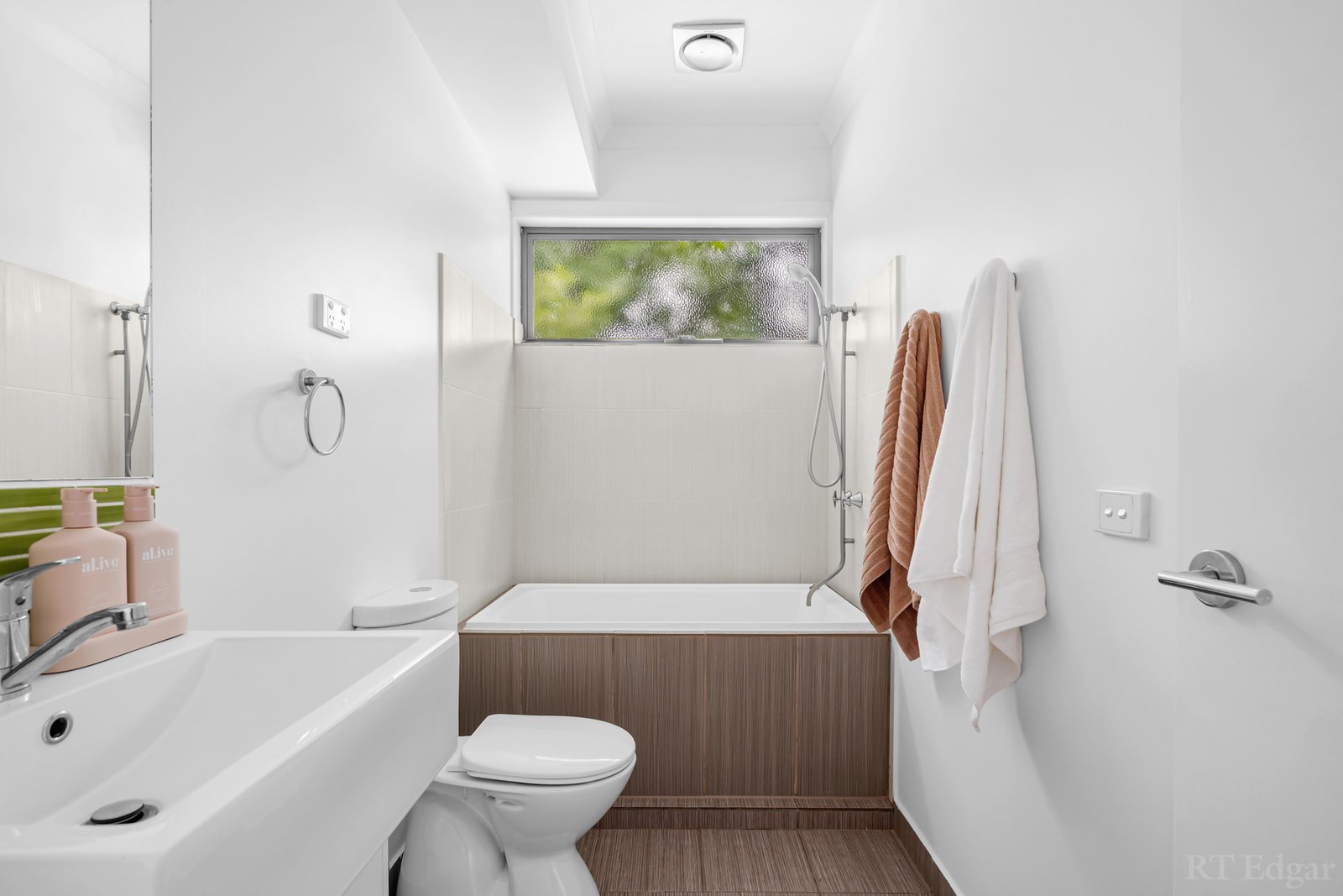 Real Estate and Property in 6/40 Isla Avenue, Glenroy, VIC