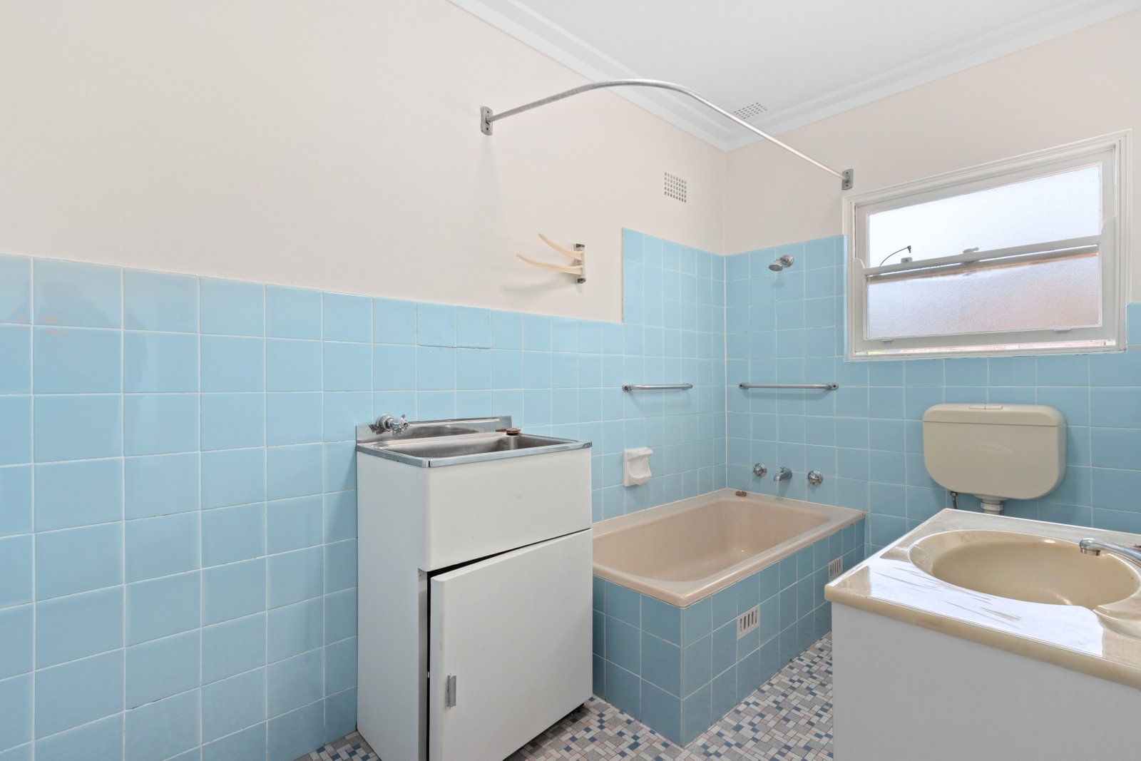 6/41 Macquarie Place MORTDALE 5