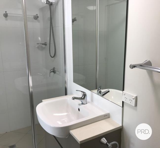 6/410 Zillmere Road (Entry to carpark from Seeney St)  ZILLMERE 8