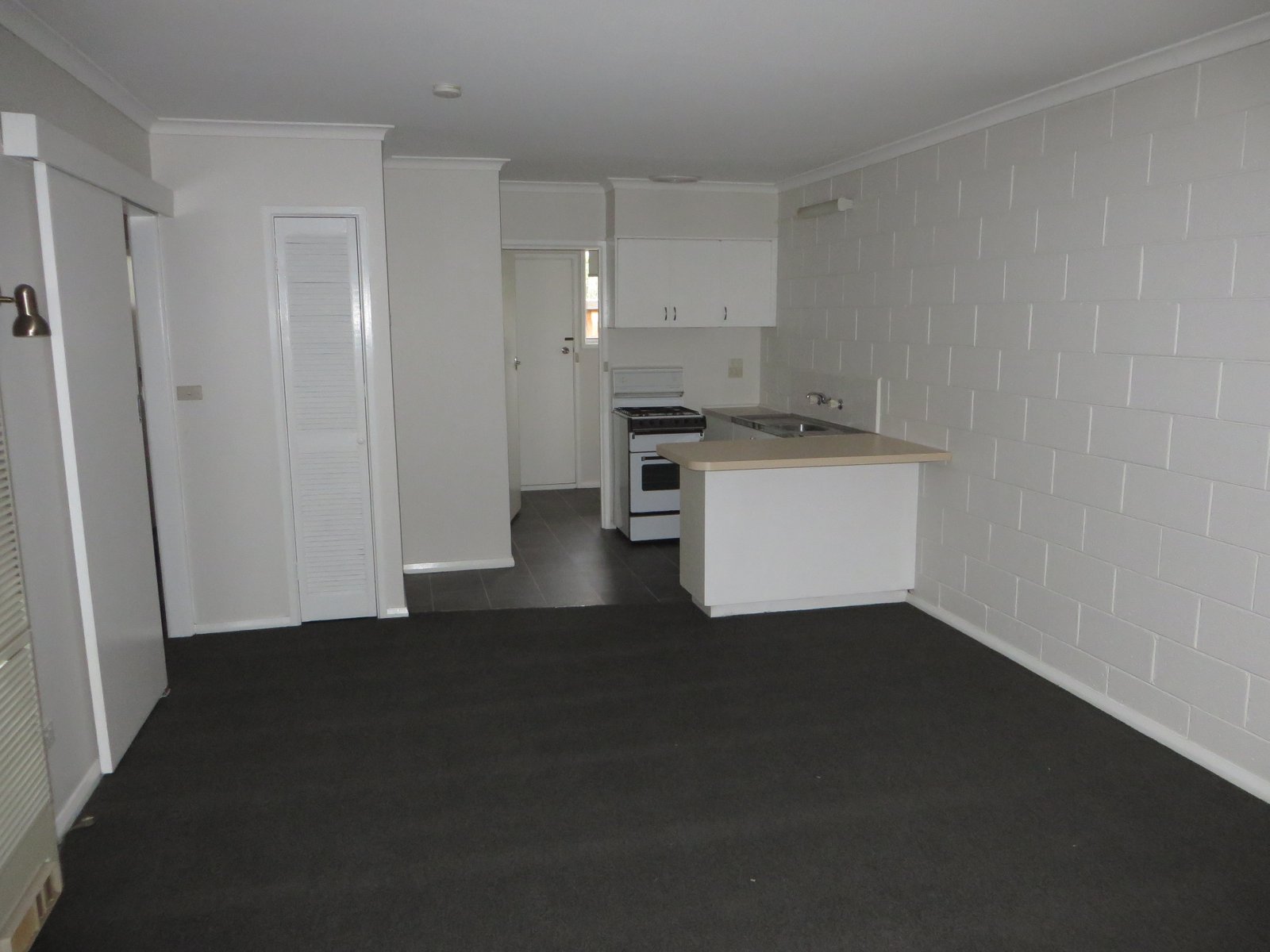 Gallery: 6/42 Flinders Street