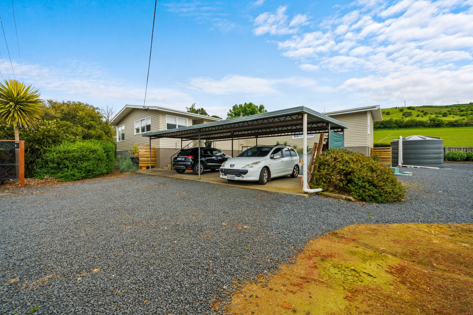 642 Gordon River Road GLENORA 19