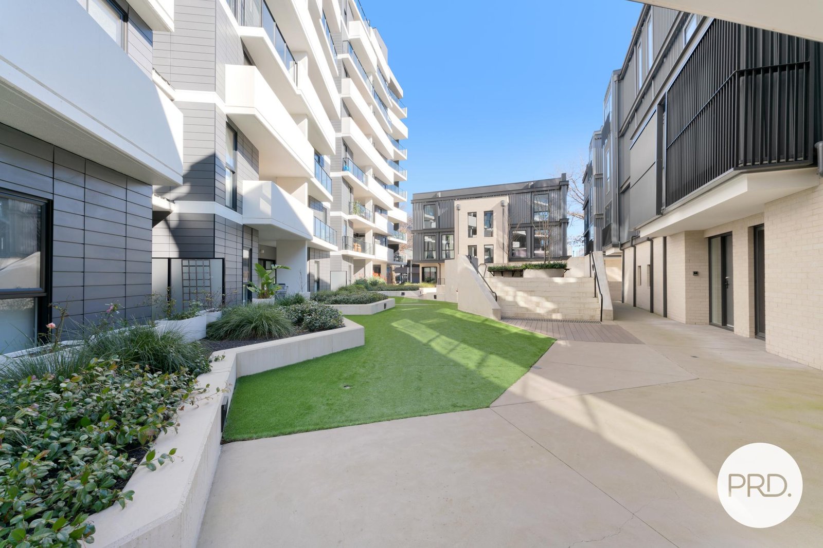 64/2 Torrens Street BRADDON 2