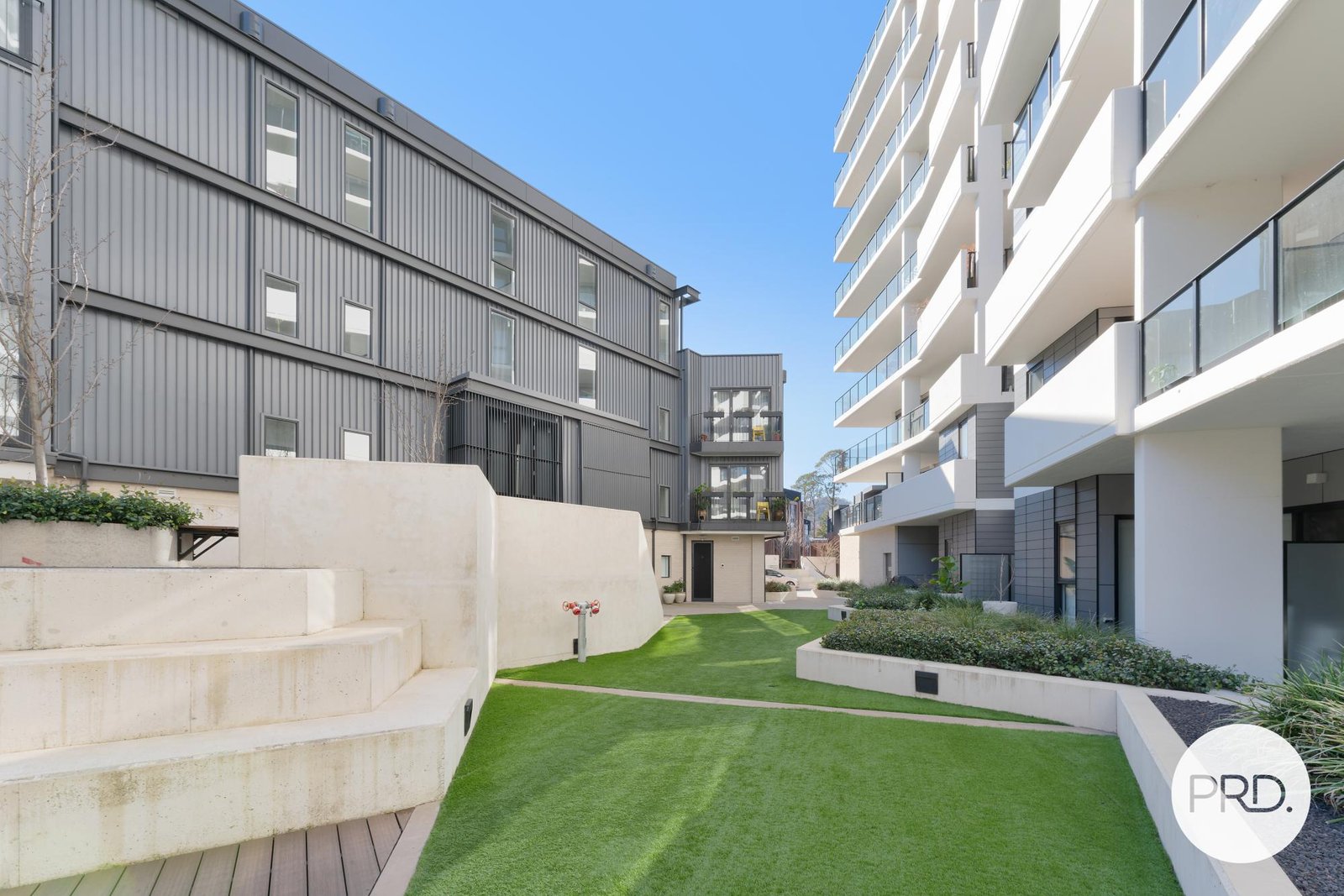 64/2 Torrens Street BRADDON 3