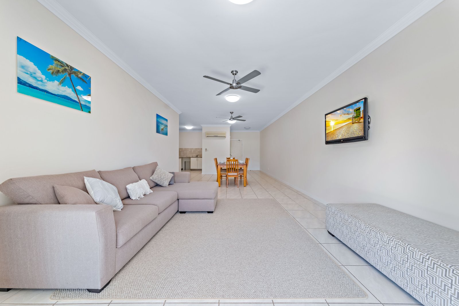 64/21 Shute Harbour Rd  CANNONVALE 4