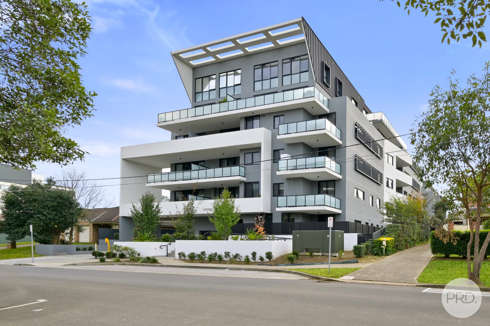 64/35-37 Barber Avenue PENRITH 1