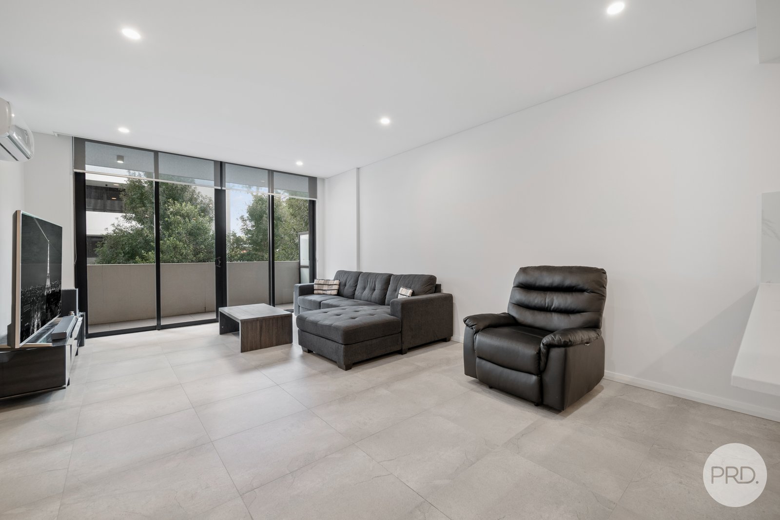 64/35-37 Barber Avenue PENRITH 3