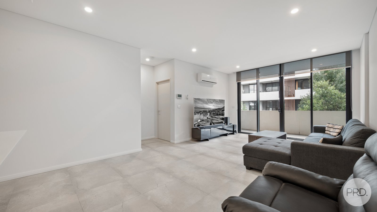 64/35-37 Barber Avenue PENRITH 4