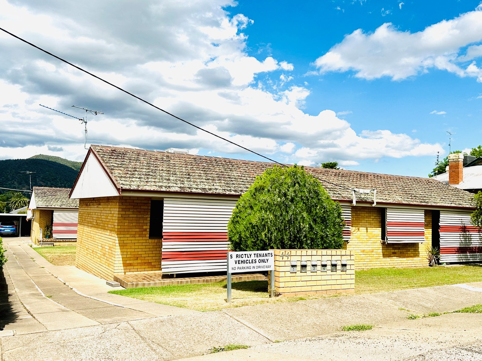 6/44 Denne Street TAMWORTH 1