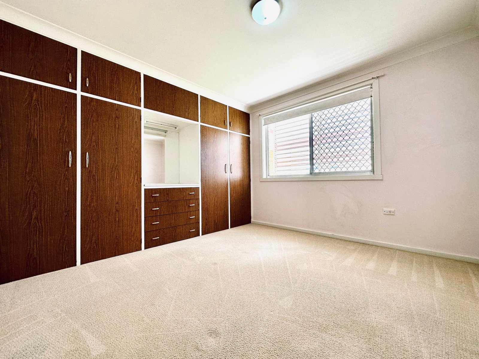 6/44 Denne Street TAMWORTH 8