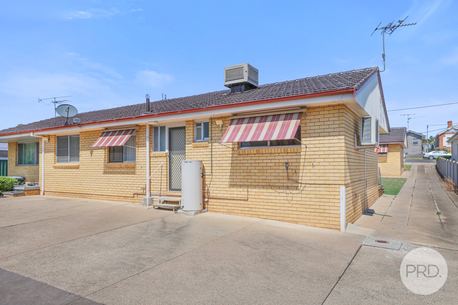 6/44 Denne Street TAMWORTH 12
