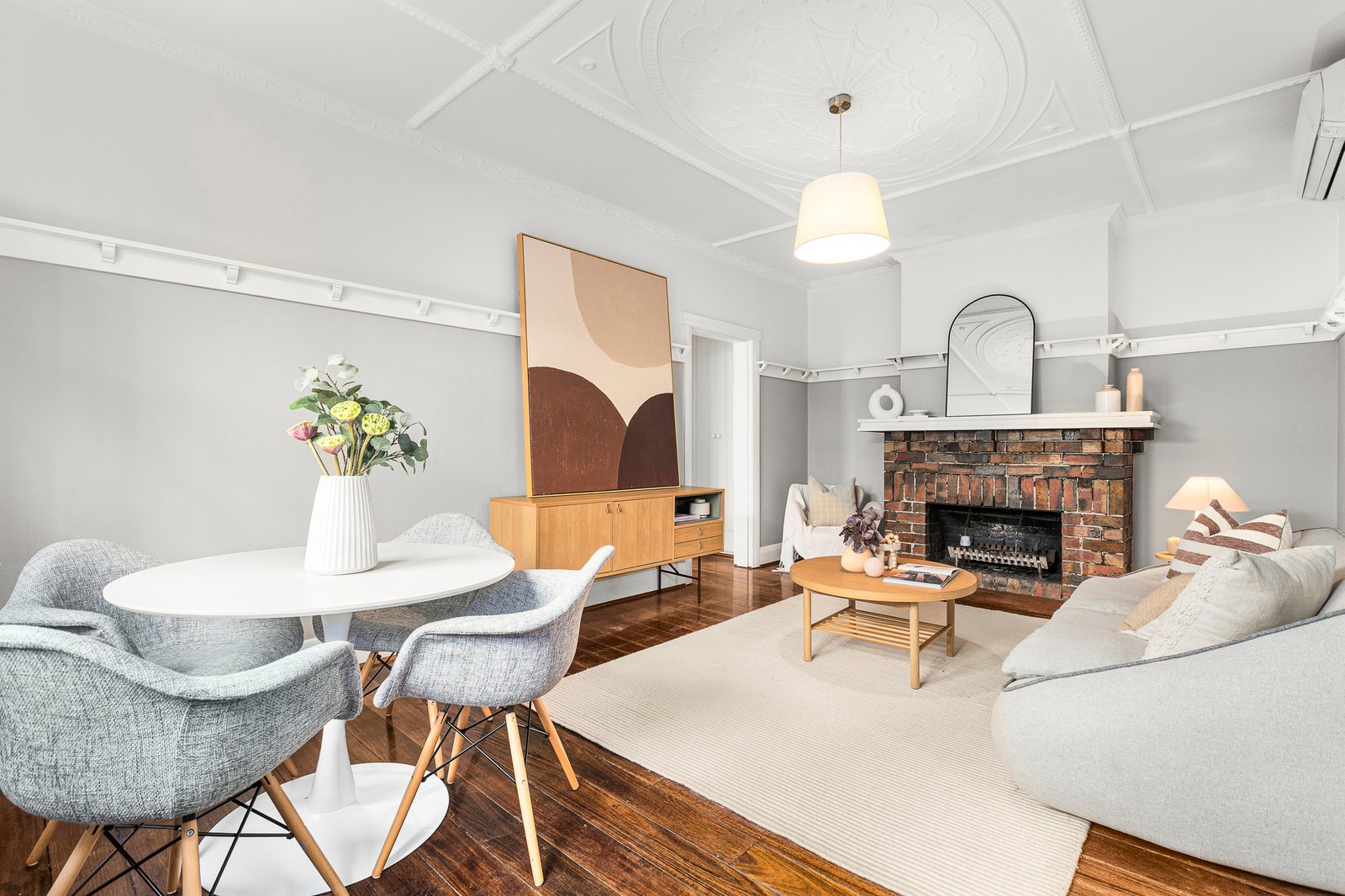 Gallery: 6/44 Wellington Street