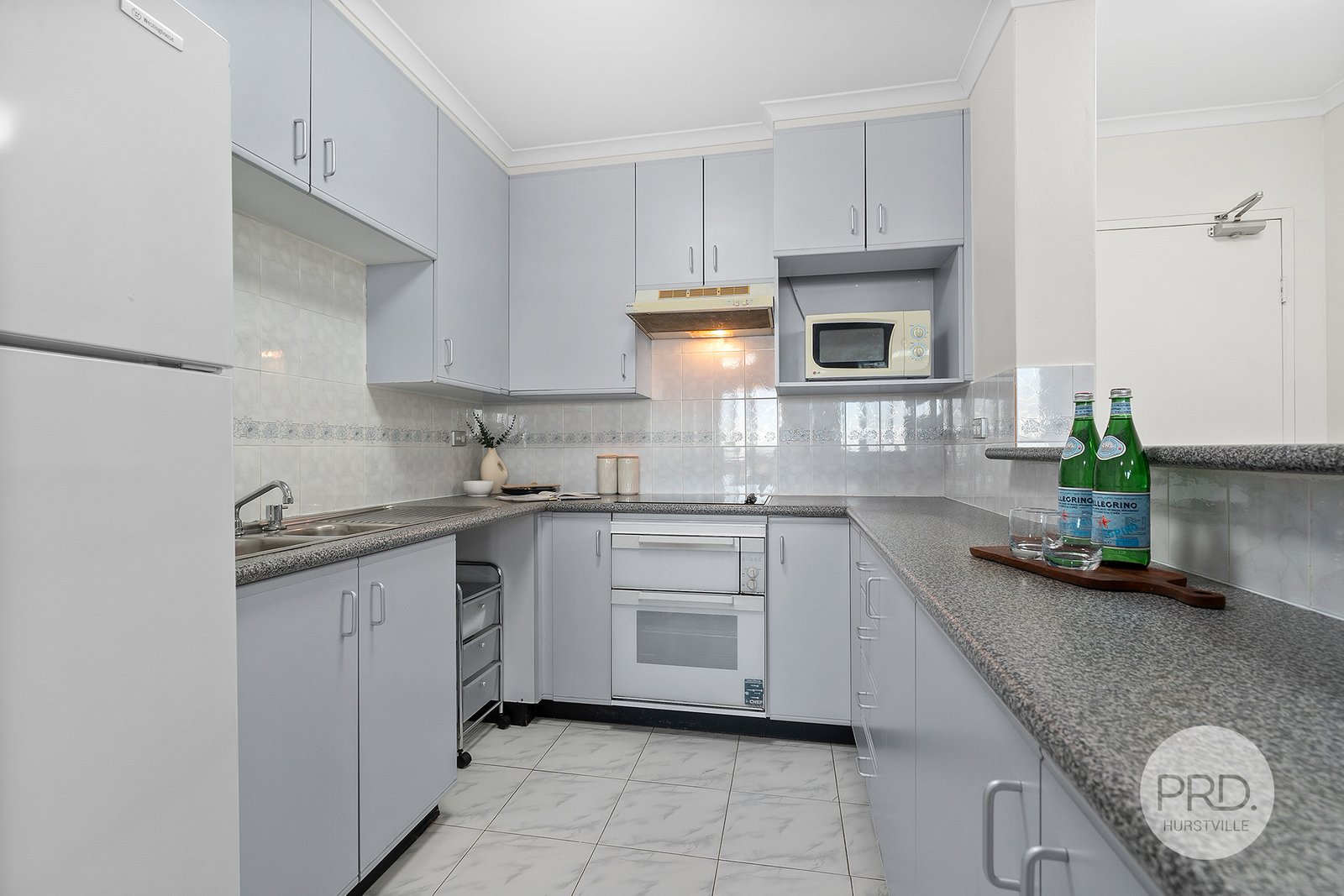 64/438 Forest Road HURSTVILLE 5