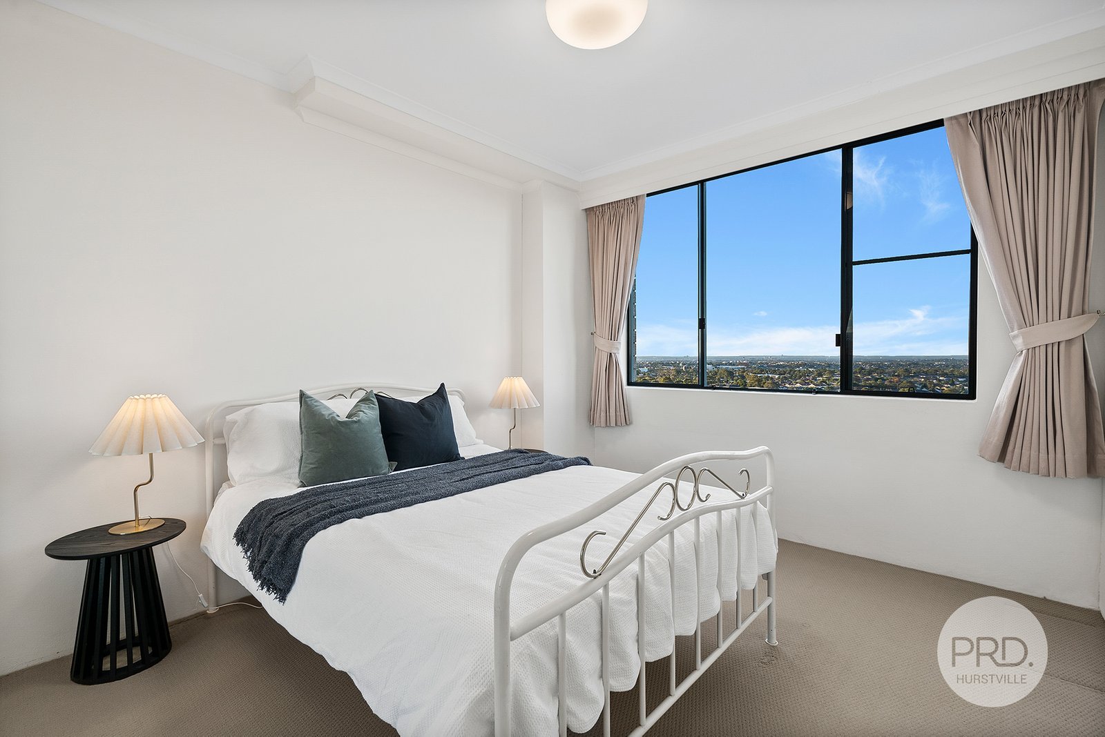 64/438 Forest Road HURSTVILLE 6