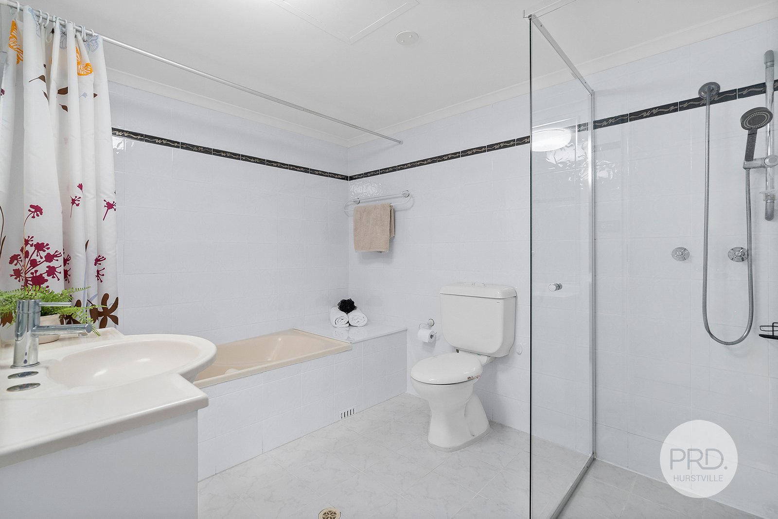 64/438 Forest Road HURSTVILLE 8
