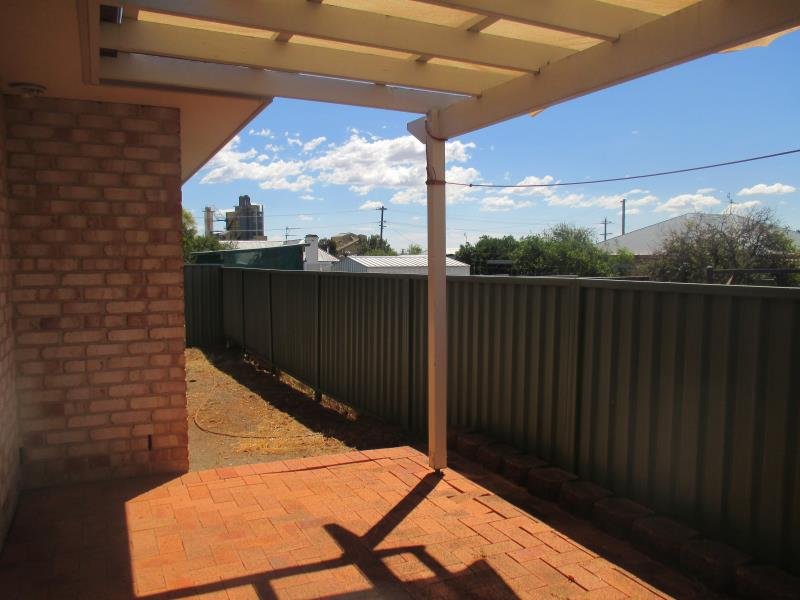 6/45 Crown Street TAMWORTH 7