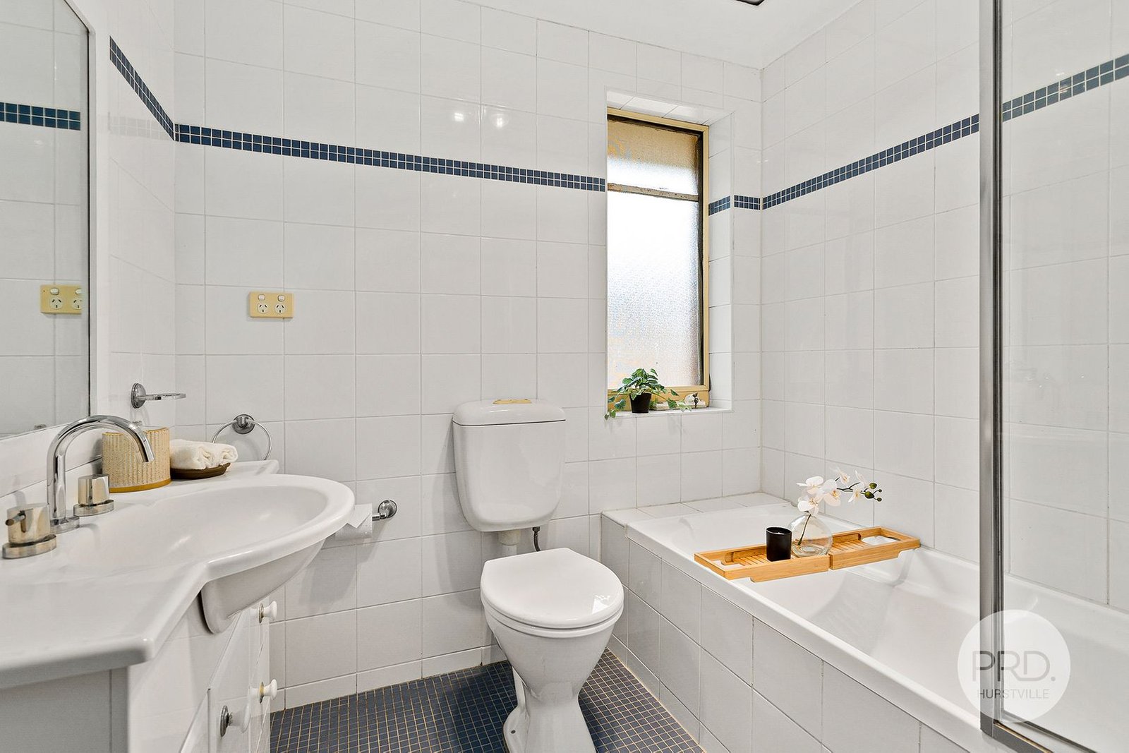 6/46 St Georges Parade HURSTVILLE 12