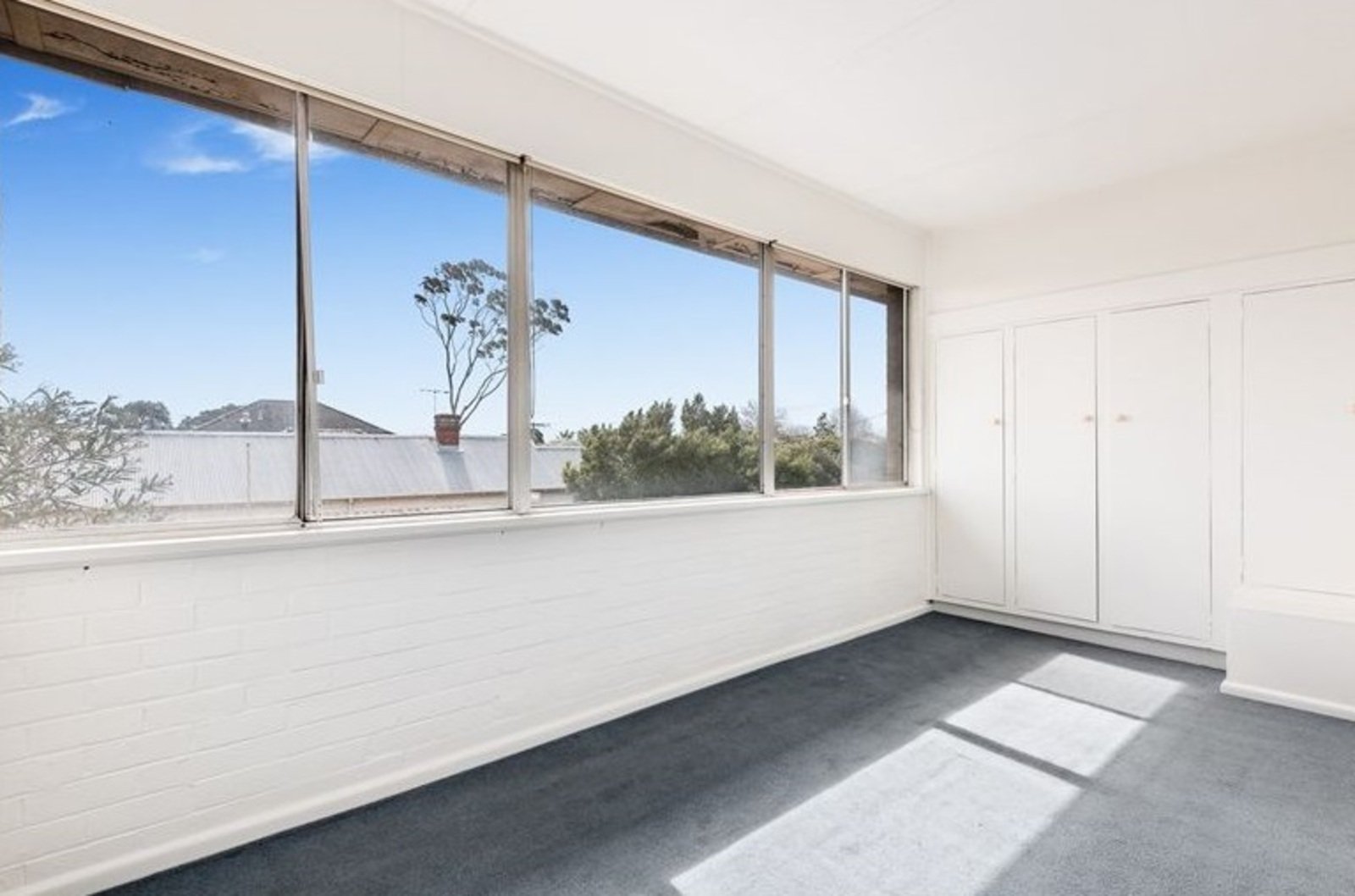 Gallery: 6/467 New Street
