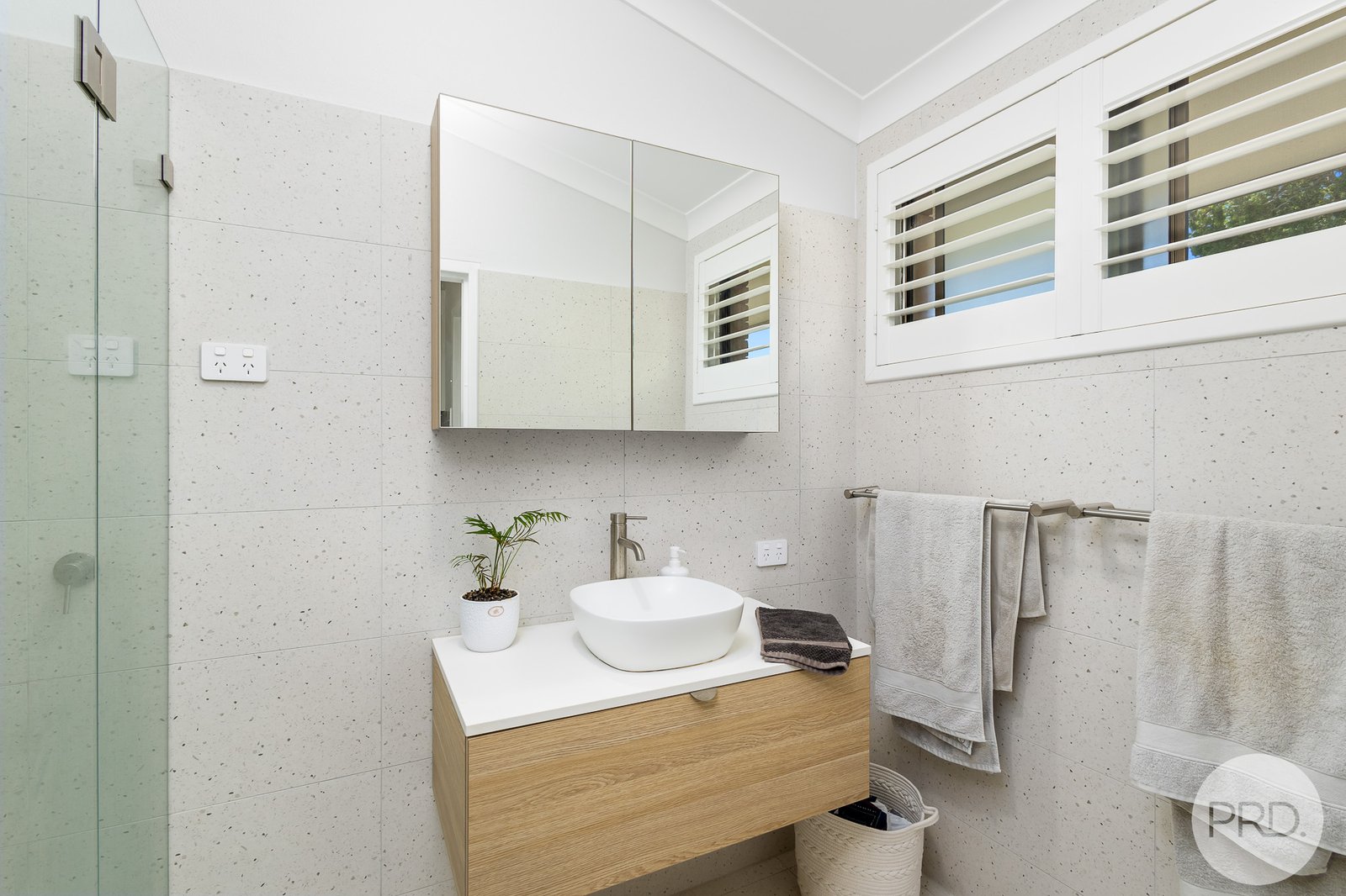 6/47-49 Ronald Avenue SHOAL BAY 10