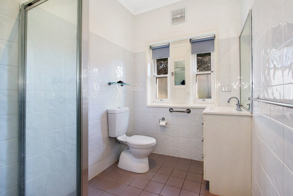 647 Centaur Road LAVINGTON 2