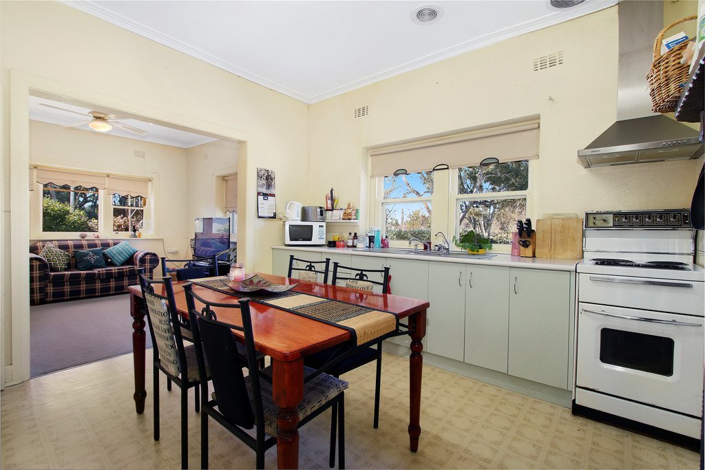 647 Centaur Road LAVINGTON 6