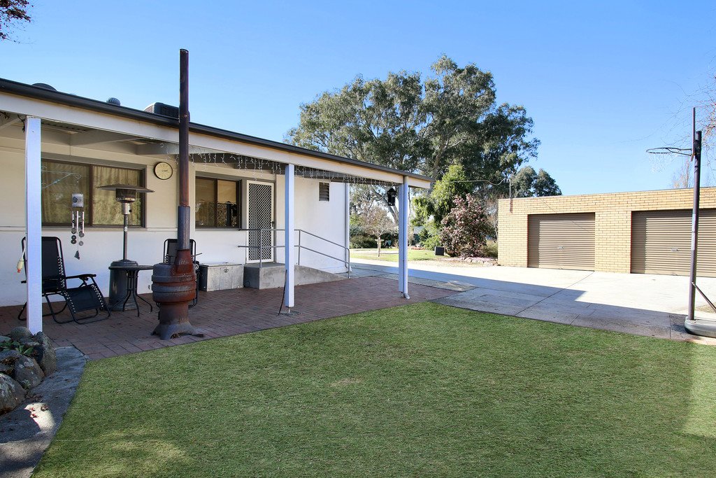 647 Centaur Road LAVINGTON 7