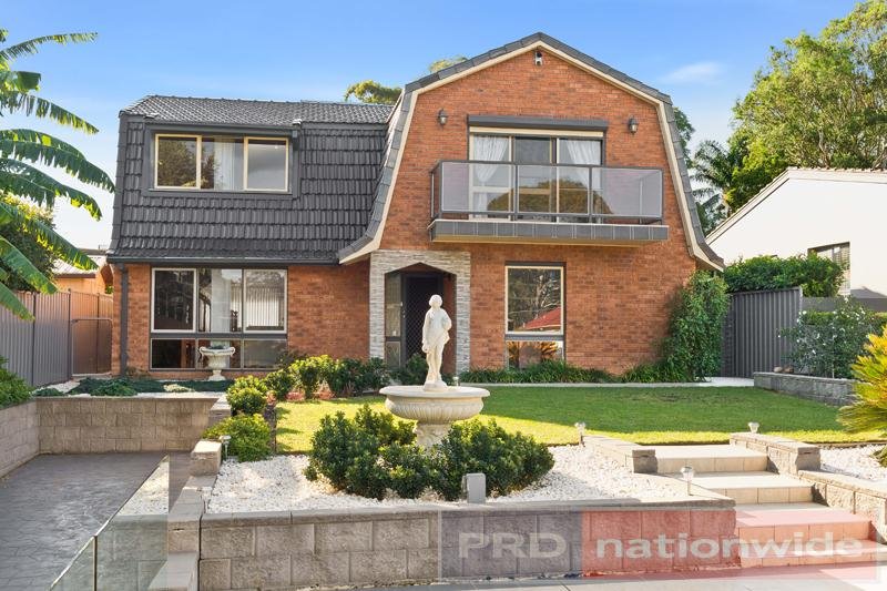 647 Henry Lawson Drive EAST HILLS 2