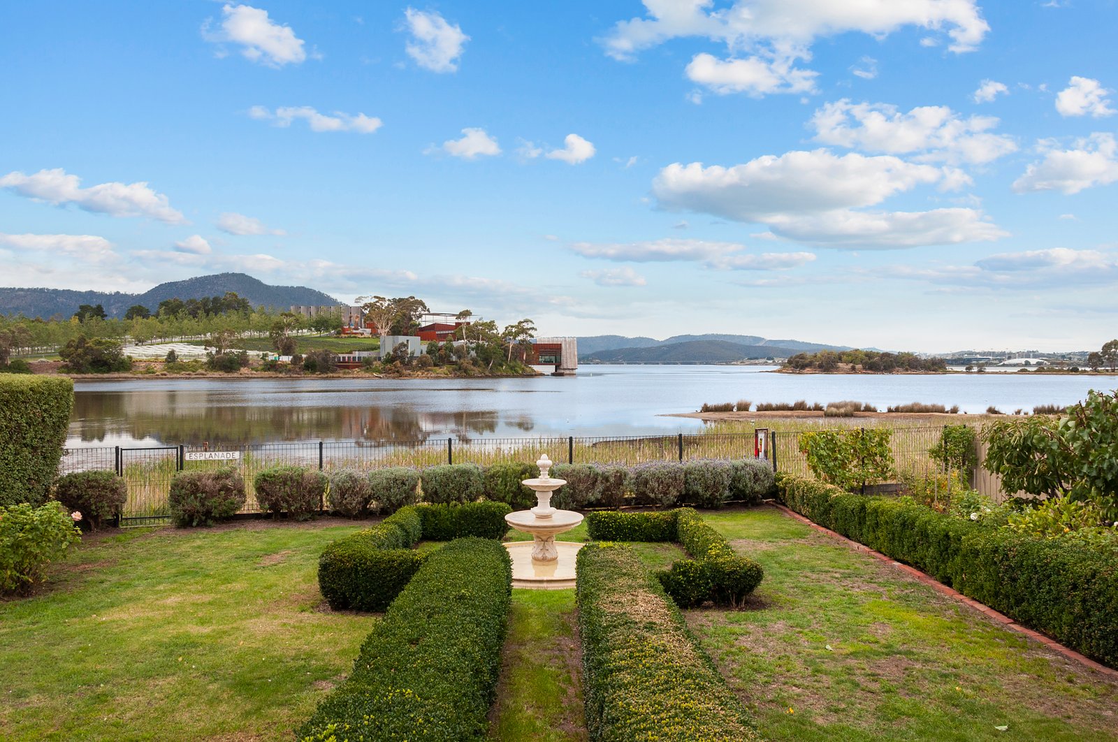 647 Main Road BERRIEDALE 13