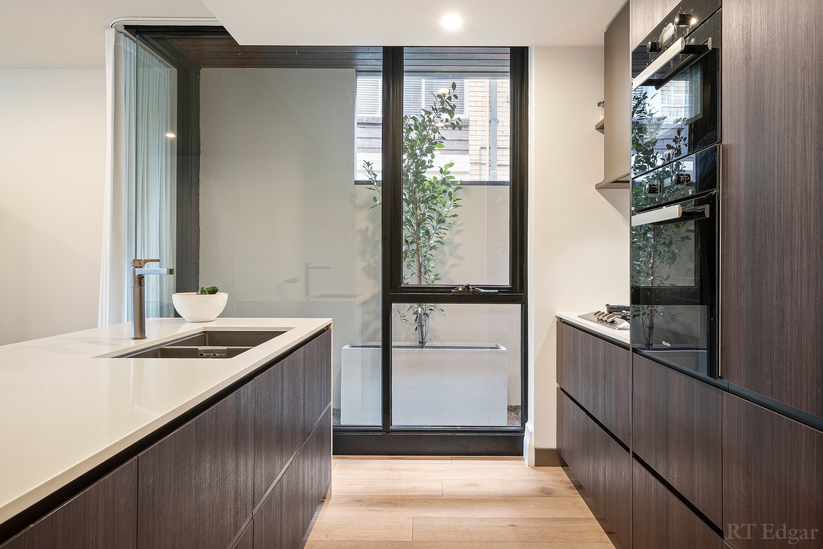 Real Estate and Property in 6/47 Ormond Esplanade, Elwood, VIC