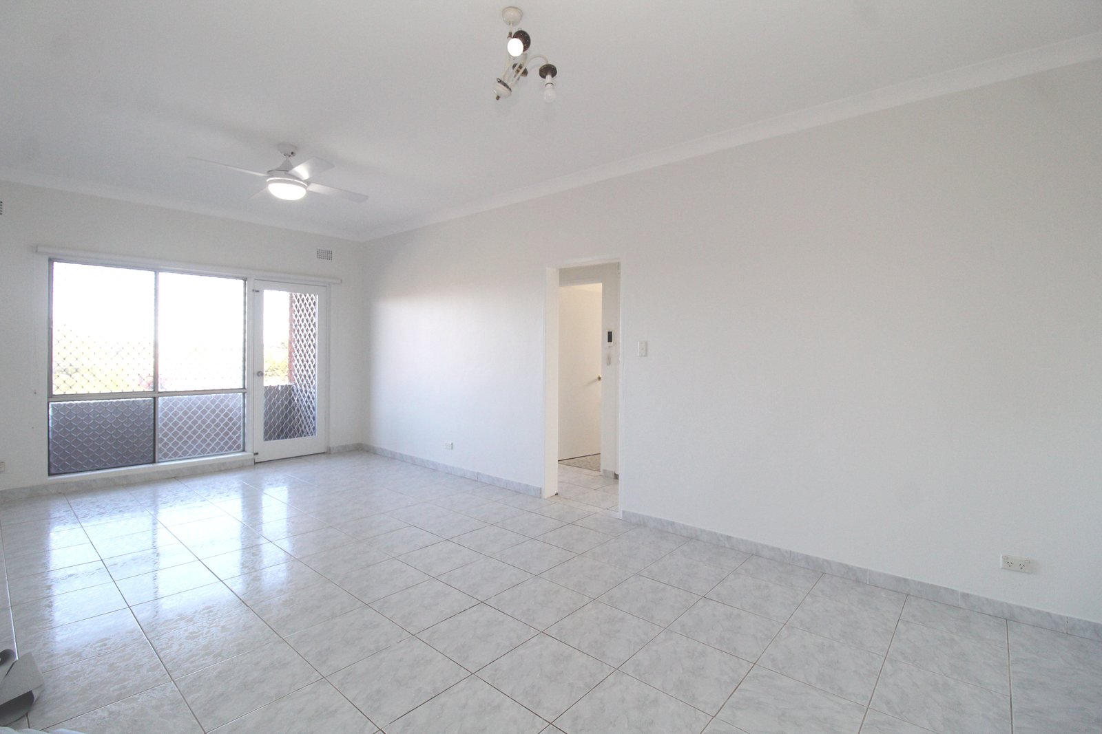 6/47 Phillip Street ROSELANDS 2