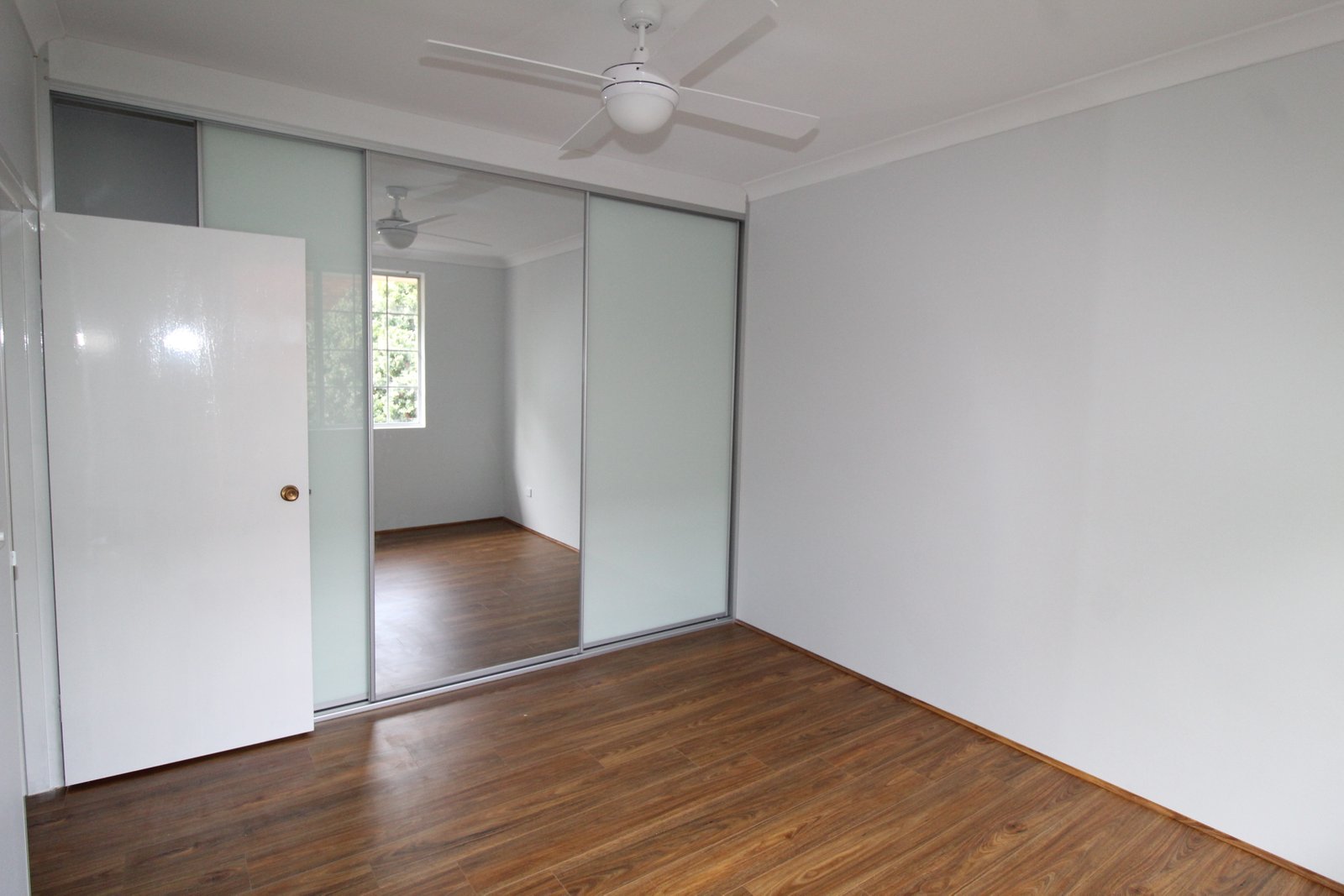 6/47 The Avenue HURSTVILLE 6